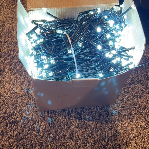 Brand new multi color Christmas lights - Picture 5 of 6